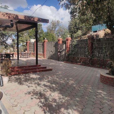 The Oaktree House Hotel Shimla Buitenkant foto