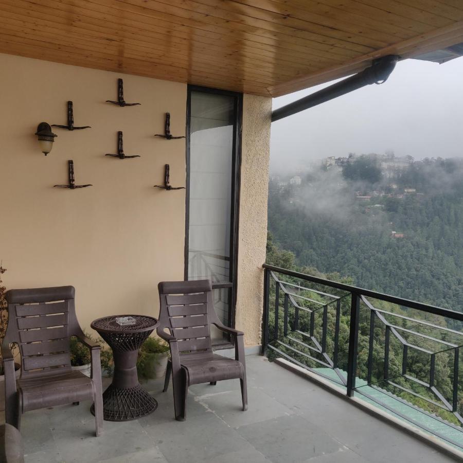 The Oaktree House Hotel Shimla Buitenkant foto
