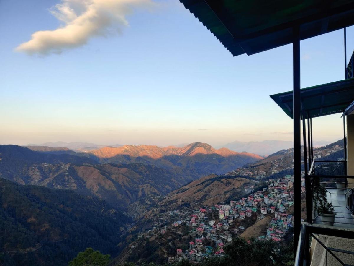The Oaktree House Hotel Shimla Buitenkant foto