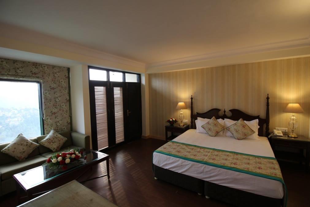 The Oaktree House Hotel Shimla Buitenkant foto