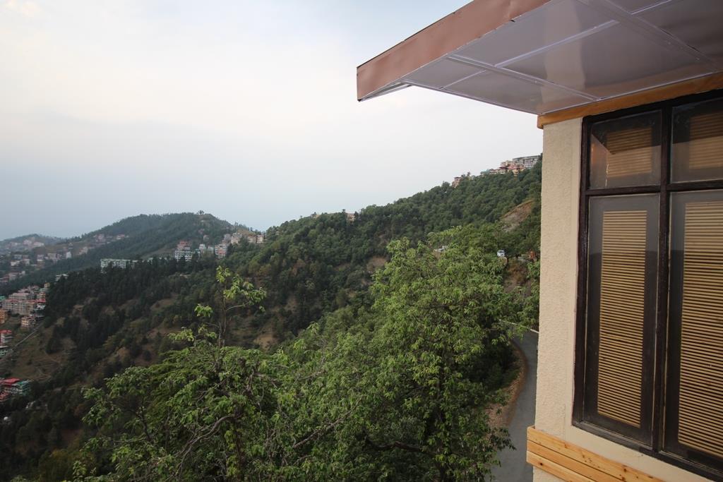 The Oaktree House Hotel Shimla Buitenkant foto