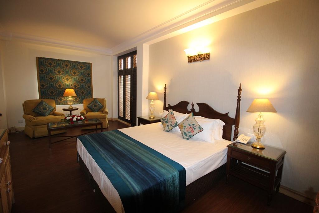 The Oaktree House Hotel Shimla Buitenkant foto