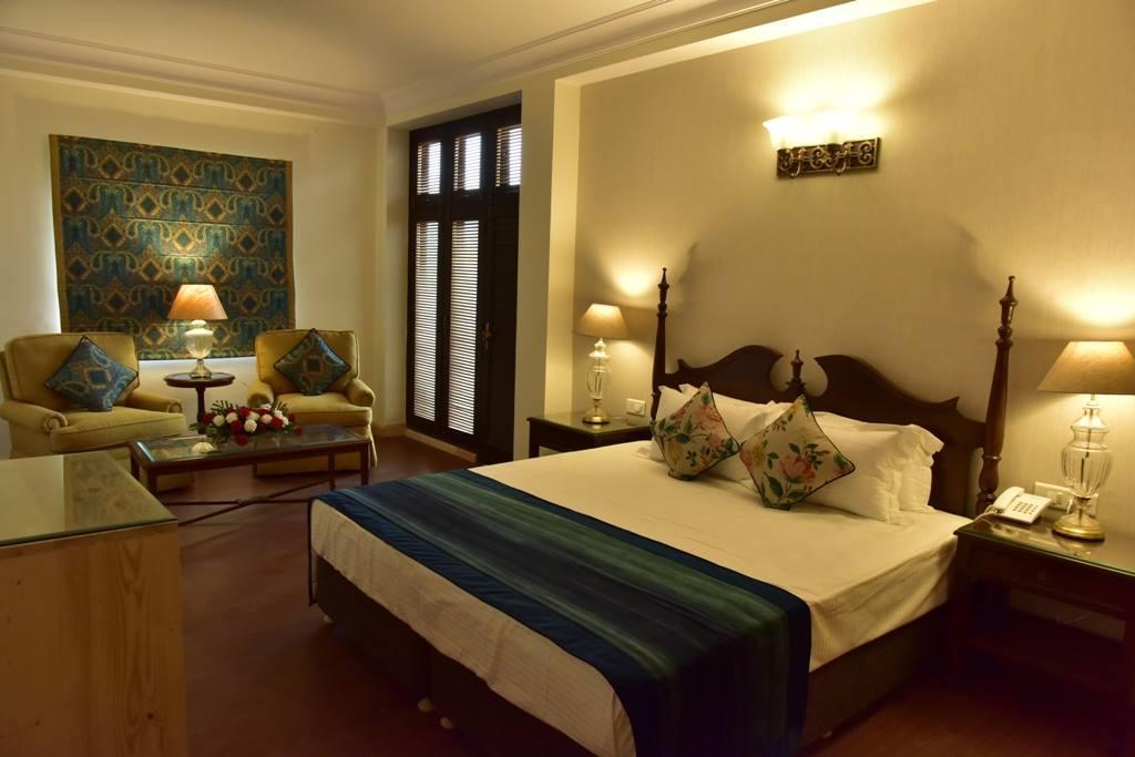 The Oaktree House Hotel Shimla Buitenkant foto